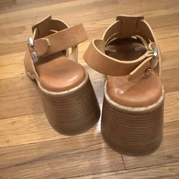 Freda Salvador Tan fisherman Sandals with Chunky Block Heel - Picture 4 of 7